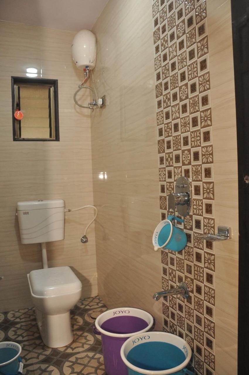 Hunjar House Hotel Panvel Exterior photo
